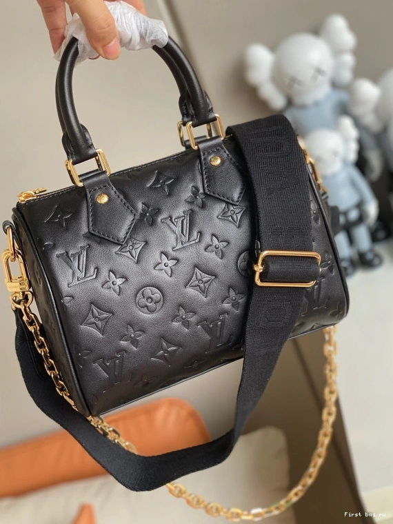 Frstbag ru VUITTON 22 BANDOULIÈRE LOUIS SPEEDY 0812
